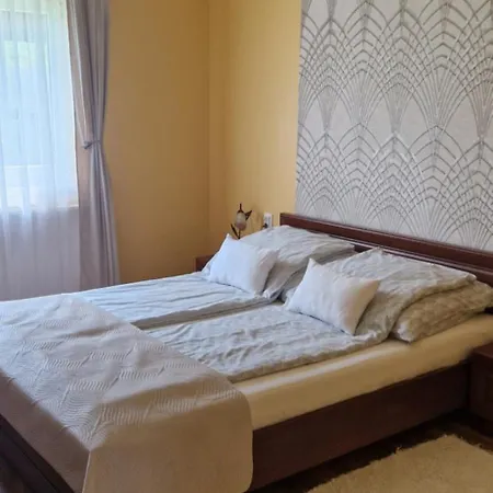 Tamasi Villa- Nyaralohaz Ferienhaus Balatonkeresztúr
