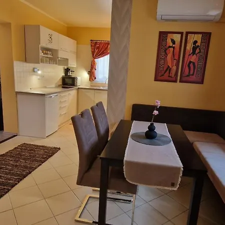 Tamasi Villa- Nyaralohaz Ferienhaus