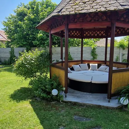 Tatil Evi Tamasi Villa- Nyaralohaz Balatonkeresztúr