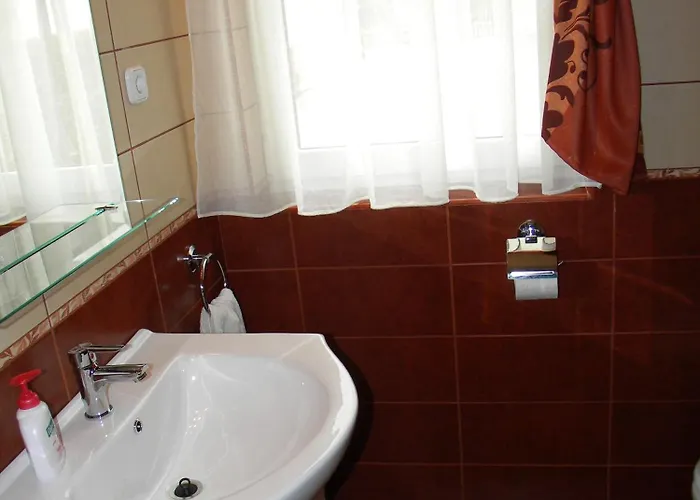 Tamasi Villa- Nyaralohaz Case de vacanță Balatonkeresztúr